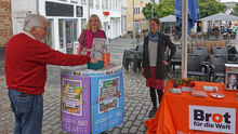 Lieferkettengesetz jetzt! Infostand in Flensburg